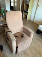 Sta op stoel (elektrisch), Huis en Inrichting, Fauteuils, Ophalen, 75 tot 100 cm, Zo goed als nieuw, Klassiek, tijdloos