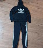 Mooi zgan joggingpak van Adidas maat 164, Kinderen en Baby's, Kinderkleding | Maat 164, Ophalen of Verzenden, Zo goed als nieuw
