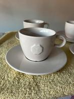 Douwe Egberts, 4X cappucino kopjes & schotels., Huis en Inrichting, Ophalen of Verzenden, Zo goed als nieuw, Overige stijlen, Kop(pen) en/of Schotel(s)