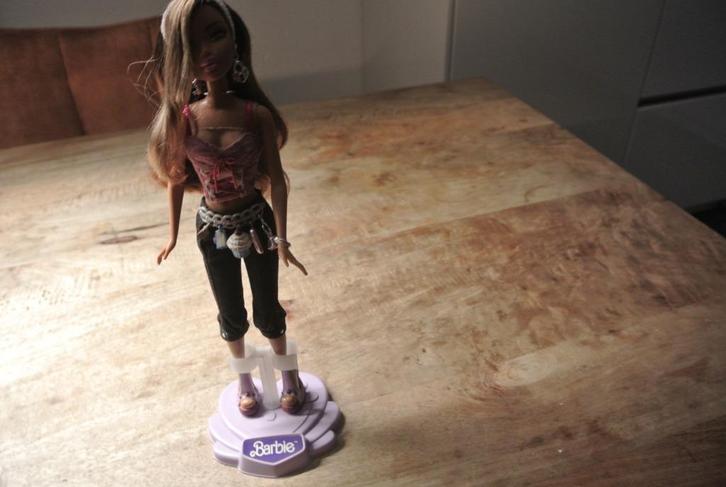 Barbie My Scene Madison / nr 453, Verzamelen, Poppen, Zo goed als nieuw, Pop, Ophalen of Verzenden