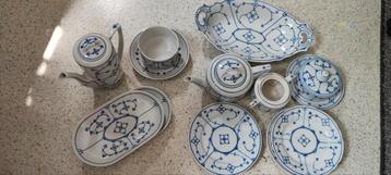 Jäger saks blauw servies deels antiek beschikbaar voor biedingen