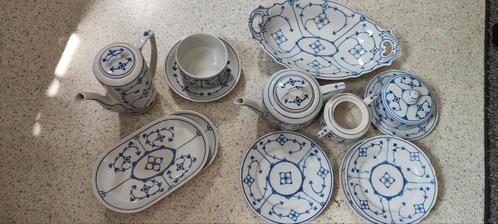 Jäger saks blauw servies deels antiek, Huis en Inrichting, Keuken | Servies, Gebruikt, Overige stijlen, Porselein, Ophalen