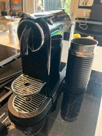 Nespresso koffiemachine met melkopschuimer, Witgoed en Apparatuur, Ophalen, Zo goed als nieuw, Koffiemachine