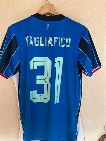 Ajax uit shirt Tagliafico 31 beschikbaar voor biedingen