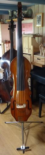 Contrabas Eminence 5-snarig met afneembare hals, Muziek en Instrumenten, Ophalen, Zo goed als nieuw, 3/4-contrabas, Met koffer