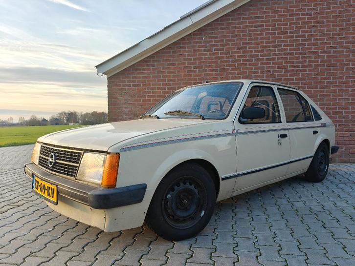 Opel Kadett D | 5 deurs | 1984 | 1.3N | Automaat | Verlaagd, Auto's, Opel, Bedrijf, Kadett, Benzine, Euro 3, Hatchback, Automaat