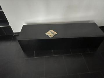 Zwart Zwevend TV Meubel - Nieuwstaat