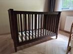 Massief houten baby bed, Ophalen of Verzenden, Gebruikt, Minder dan 140 cm, Minder dan 70 cm