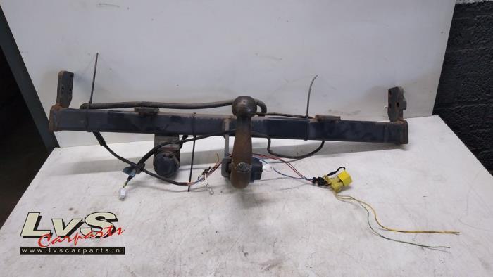 Trekhaak van een Landrover Freelander, Auto-onderdelen, Ophanging en Onderstel, Land Rover, Gebruikt, 3 maanden garantie, Ophalen of Verzenden