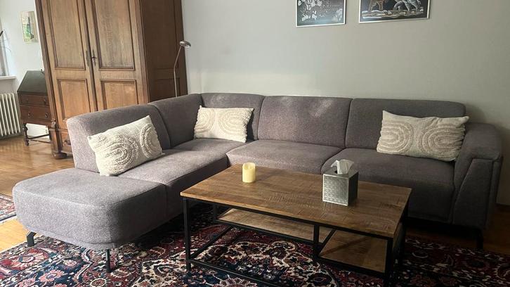 Hoekbank (slechts 1 jaar oud), Huis en Inrichting, Banken | Bankstellen, Zo goed als nieuw, Hoekbank, Vierpersoons of meer, 250 tot 300 cm