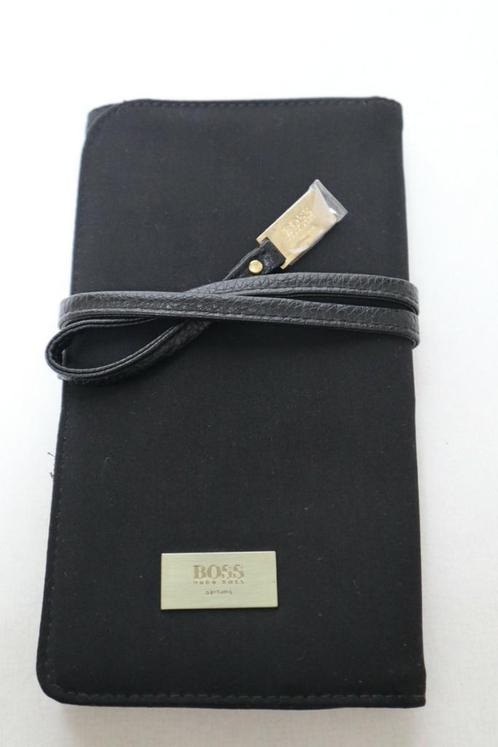 Hugo Boss Make Up Tasje, Sieraden, Tassen en Uiterlijk, Uiterlijk | Cosmetica en Make-up, Zo goed als nieuw, Gehele gezicht, Ophalen of Verzenden