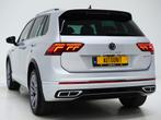 Volkswagen Tiguan 1.4 TSI eHybrid R-Line Exclusive | Panoram, Auto's, Volkswagen, 1716 kg, Gebruikt, Zwart, 4 cilinders