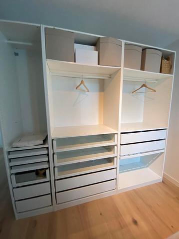 Kast van IKEA “PAX”