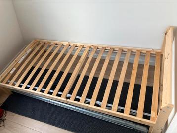 Neiden bedframe + Luroy 90x200. Ander lattenbodem optioneel beschikbaar voor biedingen