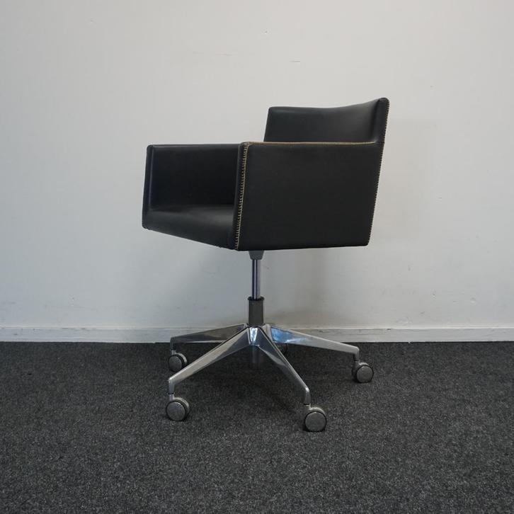 Arper Masai Design Stoelen | Zwart Leer | Verrijdbaar |, Huis en Inrichting, Stoelen, Gebruikt, Vijf, Zes of meer stoelen, Leer