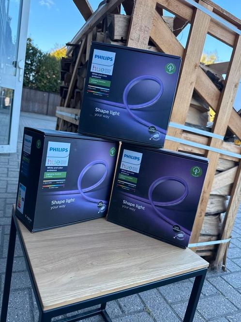 Philips Hue Lightstrip Outdoor 2m - Nieuw, Huis en Inrichting, Lampen | Hanglampen, Nieuw, Minder dan 50 cm, Kunststof, Ophalen of Verzenden