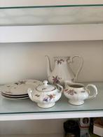 Suiker en melk thee of koffiepot en 3 boterhambordjes., Antiek en Kunst, Ophalen of Verzenden