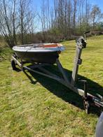Trailer met polyester bootje (opknapper), Watersport en Boten, Ophalen, Zo goed als nieuw, Overige typen, Motorboot