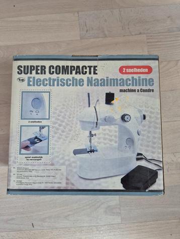 Naaimachine Super compact Nieuw beschikbaar voor biedingen