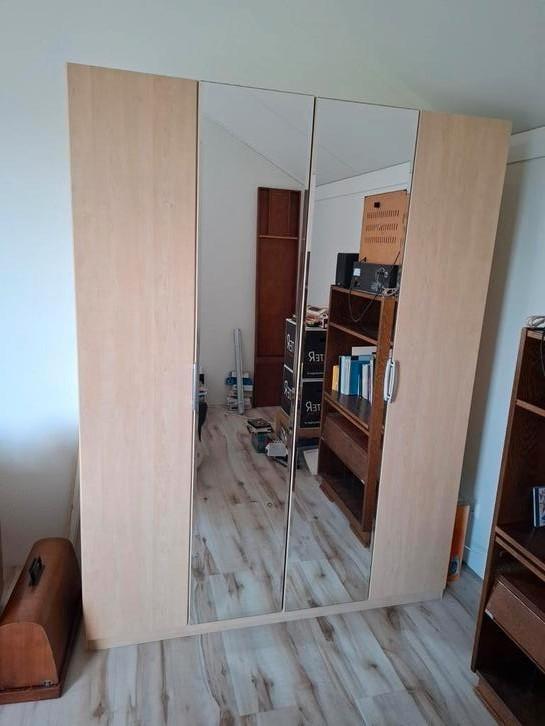 Kledingkast, Huis en Inrichting, Woonaccessoires | Wandplanken en Boekenplanken, Zo goed als nieuw, Ophalen