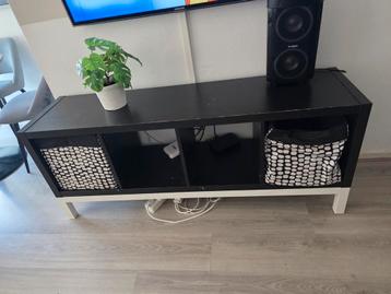 IKEA Mediameubel met Opbergruimte beschikbaar voor biedingen