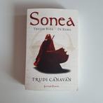 Trudi Canavan - De rebel       Tweede boek, Ophalen of Verzenden, Zo goed als nieuw, Trudi Canavan