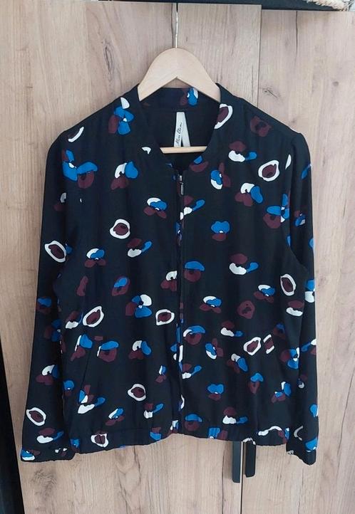 MISS ETAM Jas Vest zwart+meerkleurig print L🙂, Kleding | Dames, Jasjes, Kostuums en Pakken, Zo goed als nieuw, Jasje, Maat 42/44 (L)