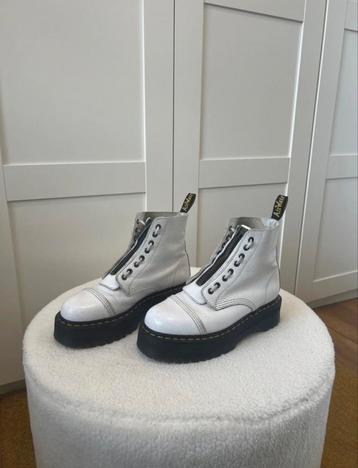 Dr. Martens Sinclair - Maat 41 Wit beschikbaar voor biedingen