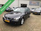 BMW 5-serie Touring 523i Business Line, Auto's, BMW, Automaat, Achterwielaandrijving, 2497 cc, Zwart