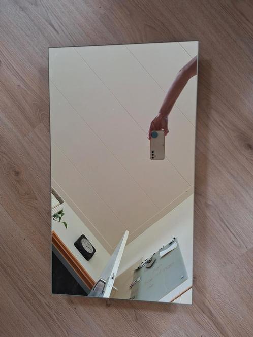 Nieuwe ongebruikte badkamerspiegel met verlichting, Huis en Inrichting, Badkamer | Badkamermeubels, Nieuw, Overige typen, Minder dan 100 cm