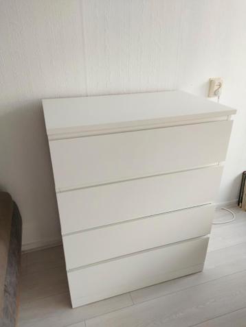 IKEA Malm Ladekast met 4 lades - afbeelding 1