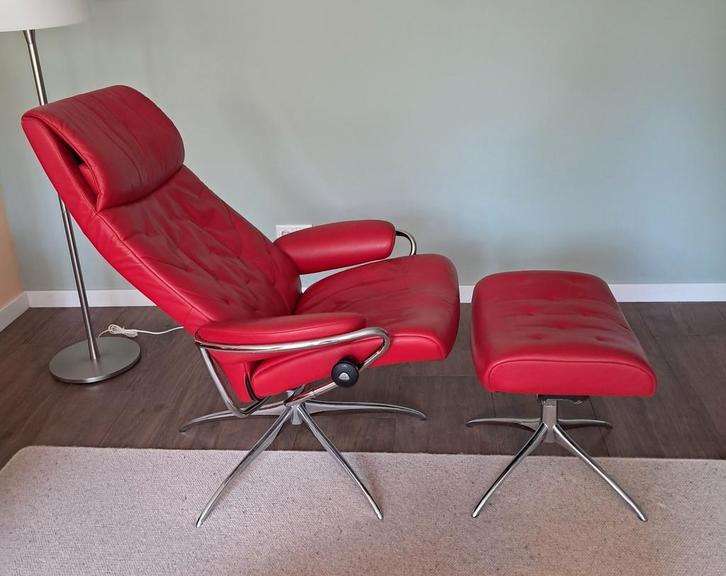 Stressless relax stoel. Rood leer., Huis en Inrichting, Fauteuils, Zo goed als nieuw, Leer, Ophalen