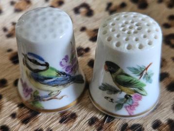 Handbeschilderde vingerhoeden David Bowkett Royal Worcester beschikbaar voor biedingen