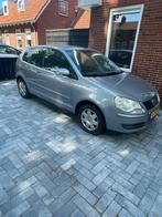 Volkswagen Polo 1.2 47KW 2005 Grijs, Auto's, Volkswagen, Voorwielaandrijving, Stof, 64 pk, 540 kg