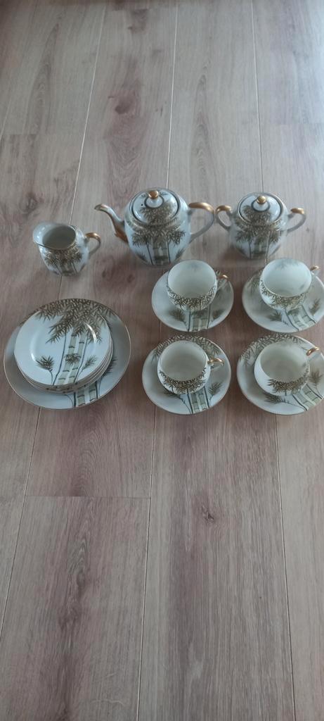 Eierporselein Thee- en Koffieservies, Huis en Inrichting, Keuken | Servies, Gebruikt, Compleet servies, Overige stijlen, Porselein