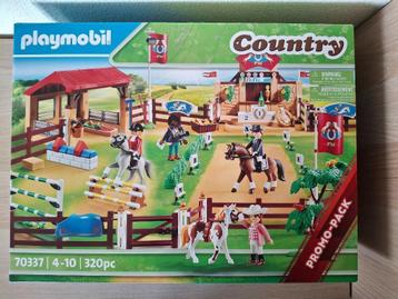 Nieuw (dichte doos!) Playmobil Grote Wedstrijd Piste - 70337 beschikbaar voor biedingen