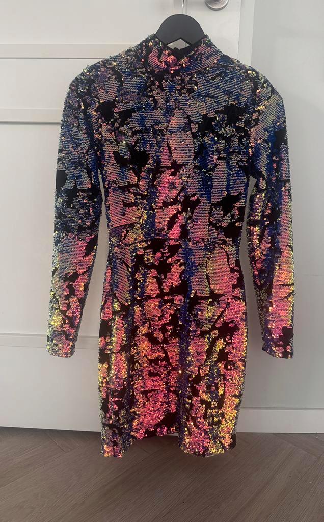 Mooie Nikkie Naomi Party dress met pailletten, Kleding | Dames, Jurken, Zo goed als nieuw, Maat 34 (XS) of kleiner, Roze, Boven de knie