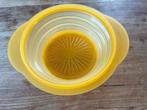Tupperware Mini-max vergiet rond, Huis en Inrichting, Keuken | Tupperware, Ophalen of Verzenden, Zo goed als nieuw, Geel, Bak of Kom