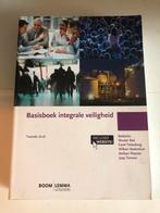 Basisboek Integrale veiligheid, Ophalen of Verzenden, Zo goed als nieuw