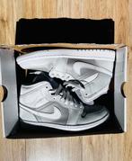 Jordan 1 Mid, Overige kleuren, Nieuw, Ophalen of Verzenden, Sneakers of Gympen