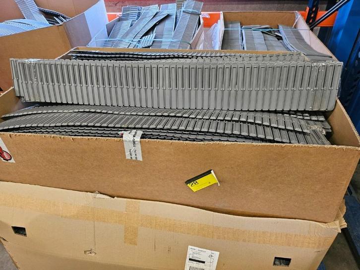 Vakverdeling Schoeller Allibert, Doe-het-zelf en Verbouw, Gereedschap | Machine-onderdelen en Toebehoren, Gebruikt, Ophalen