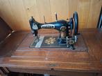 Pfaff trap naaimachine in mooie staat, Antiek en Kunst, Antiek | Naaimachines, Ophalen