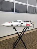 Powerboot blascat, Hobby en Vrije tijd, Modelbouw | Boten en Schepen, Ophalen of Verzenden, Gebruikt