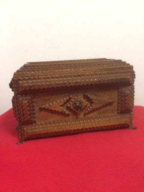 Houten kistje....'Tramp Art, Antiek en Kunst, Antiek | Woonaccessoires, Ophalen of Verzenden