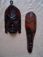 2 Vintage handgesneden houten Afrikaanse tribale maskers, Ophalen of Verzenden