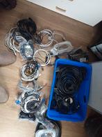 Over kompleet diverse netwerkkabels en snoeren, Doe-het-zelf en Verbouw, Elektra en Kabels, Ophalen, Nieuw, Kabel of Snoer