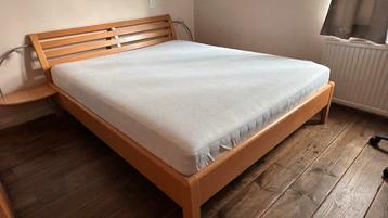 Tweepersoons Houten Bed 160x200