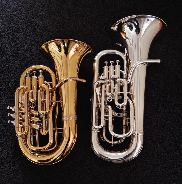 French C tuba / euphonium, Muziek en Instrumenten, Blaasinstrumenten | Tuba's, Nieuw, Ophalen