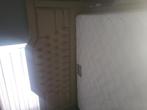 Mooie kingsize bed te Te koop, Beige, Tweepersoons, Ophalen of Verzenden, Zo goed als nieuw