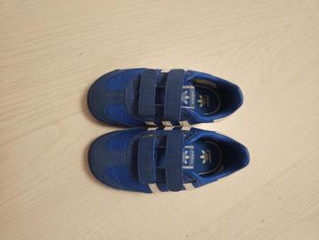 Sneaker - Adidas maat 24 beschikbaar voor biedingen